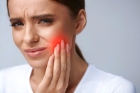 Экстренная помощь при зубной боли 