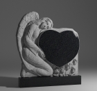 Гранитный памятник с сердцем «Ангел с сердцем и розами»